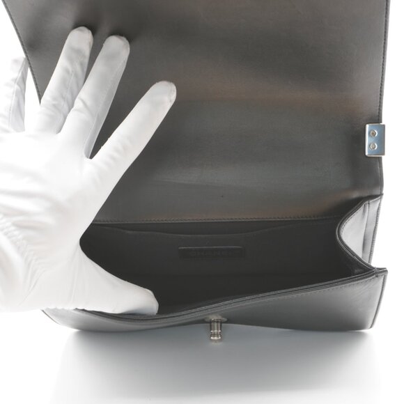 Pre-owned CHANEL Tweed Sequin Stitch Boy Bag - Picture 4 of 5